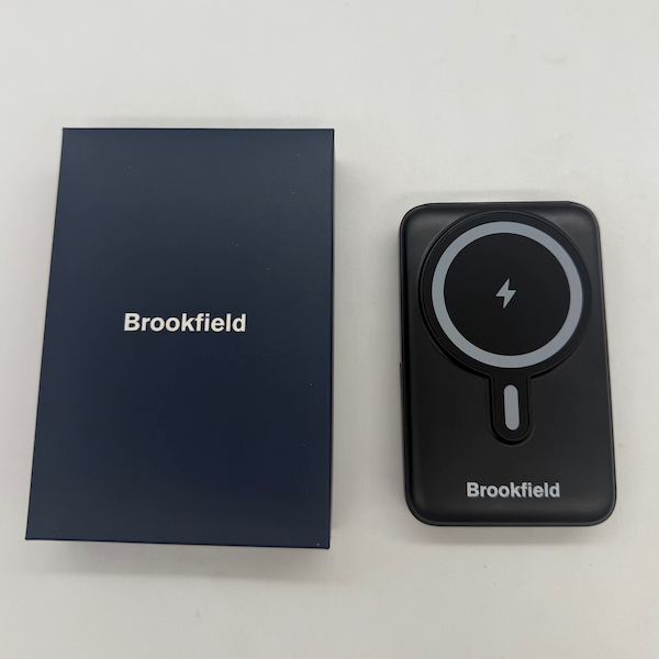 Brookfield Magsafe Powerbank